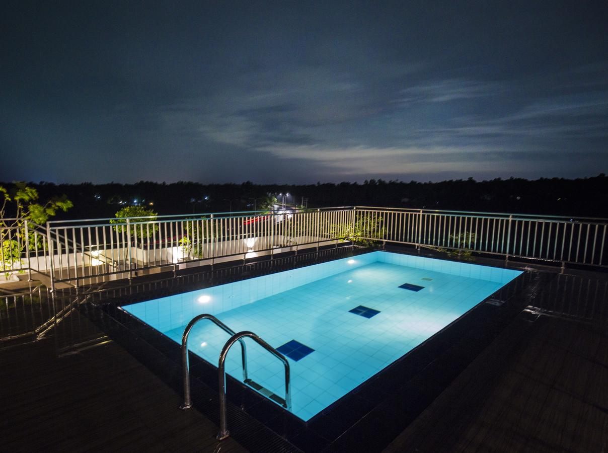 Grand 7 Hotel -Kesbewa Пилияндала Экстерьер фото