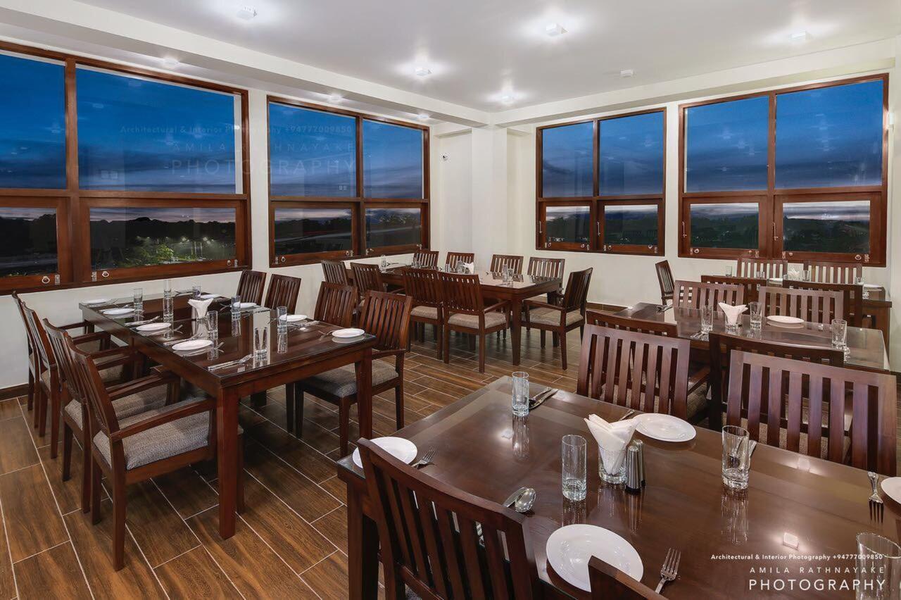 Grand 7 Hotel -Kesbewa Пилияндала Экстерьер фото